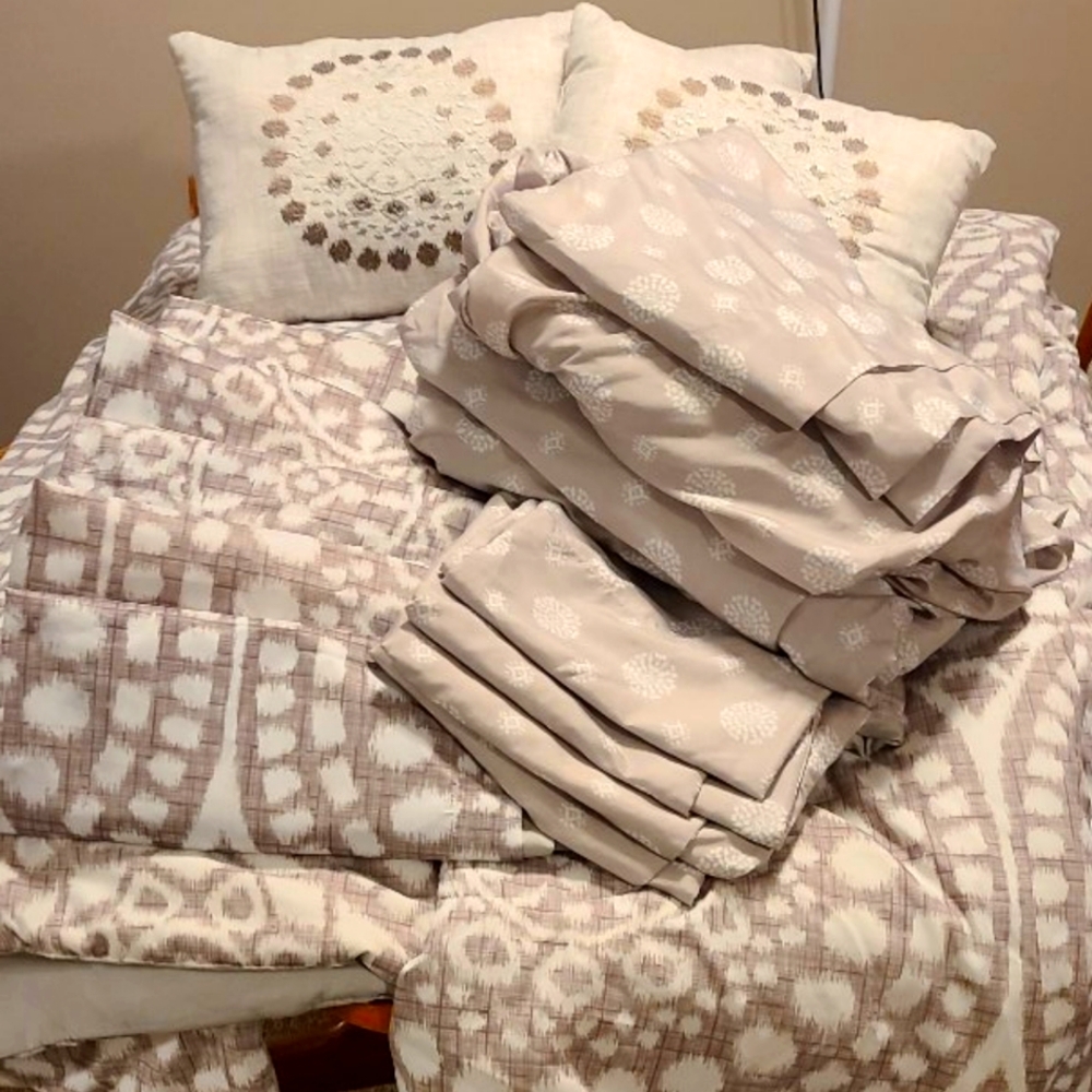 Family Bedding Set of 3 beds